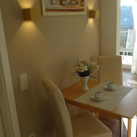 Gaestehaus Becker 招待所 4*